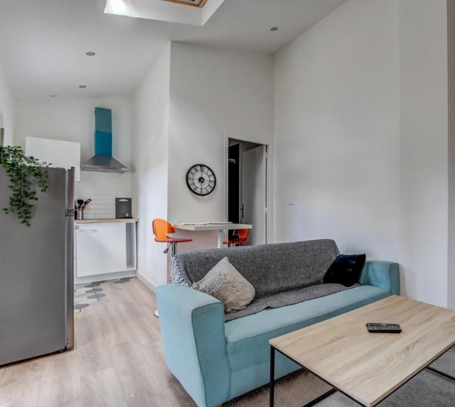 טולוז Joli Studio Maisonnette Avec Cachet מראה חיצוני תמונה