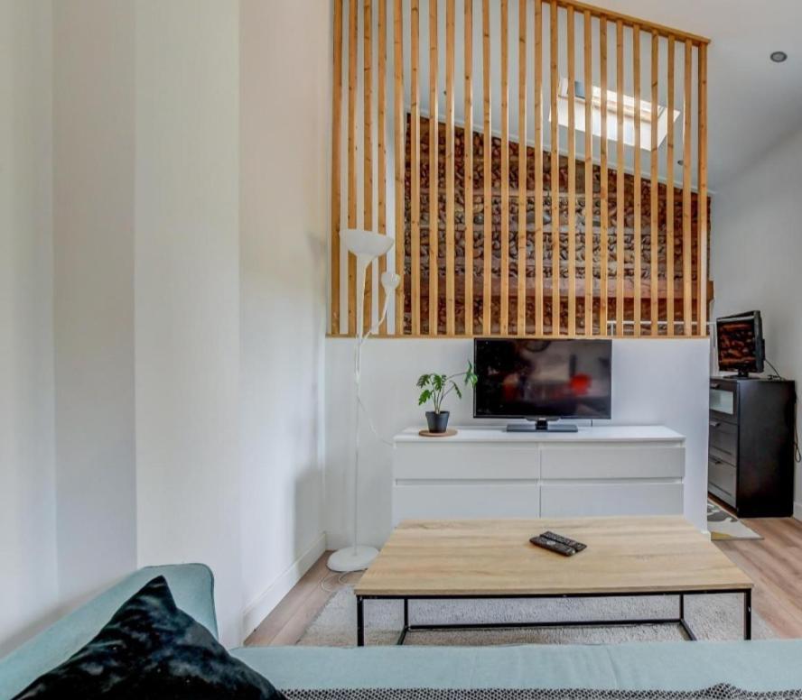 טולוז Joli Studio Maisonnette Avec Cachet מראה חיצוני תמונה